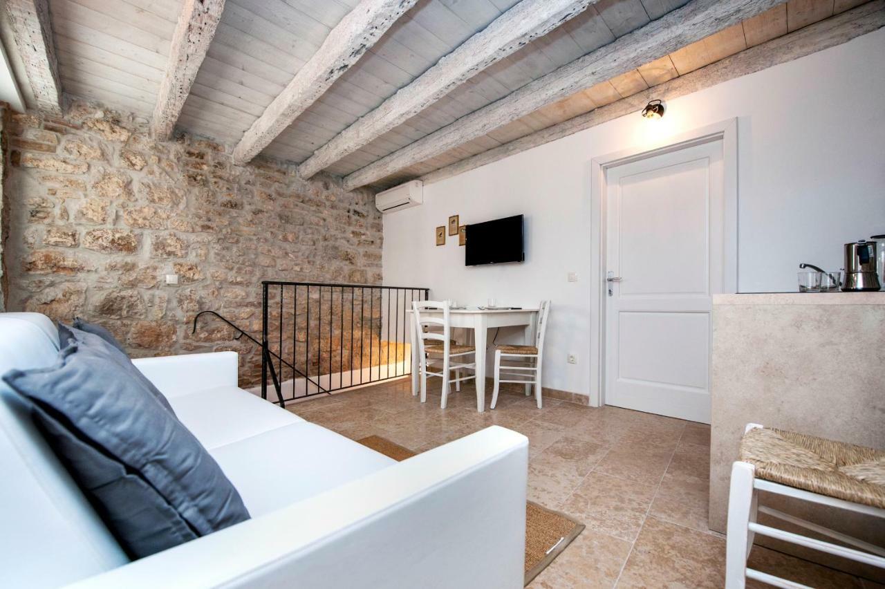 Apartments Casa Roccia Bianca Rovinj Buitenkant foto